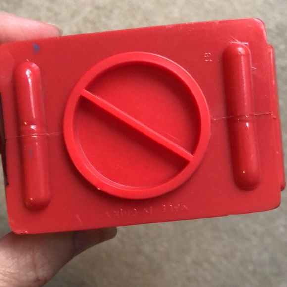 🐾VINTAGE SNOOPY RED DOGHOUSE PLASTIC COIN BANK🐾 - Picture 3 of 5